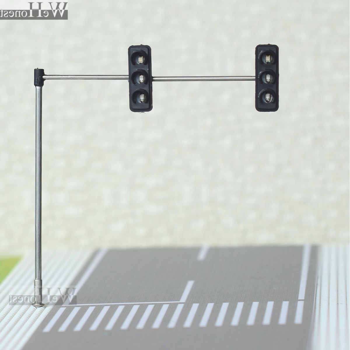 1 x HO / OO Traffic Light Signal LED Model Train crossing walk Street #4LeftHand